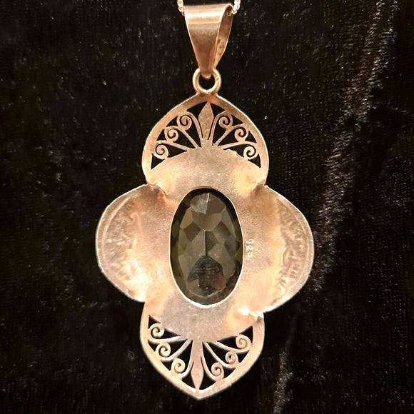 Sterling Silver Green Quartz Necklace Pendant - Picture 4 of 4